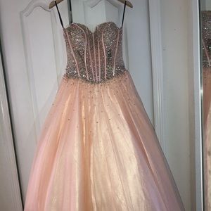 Sweet 16’s dress